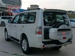 ميتسوبيشي باجيرو